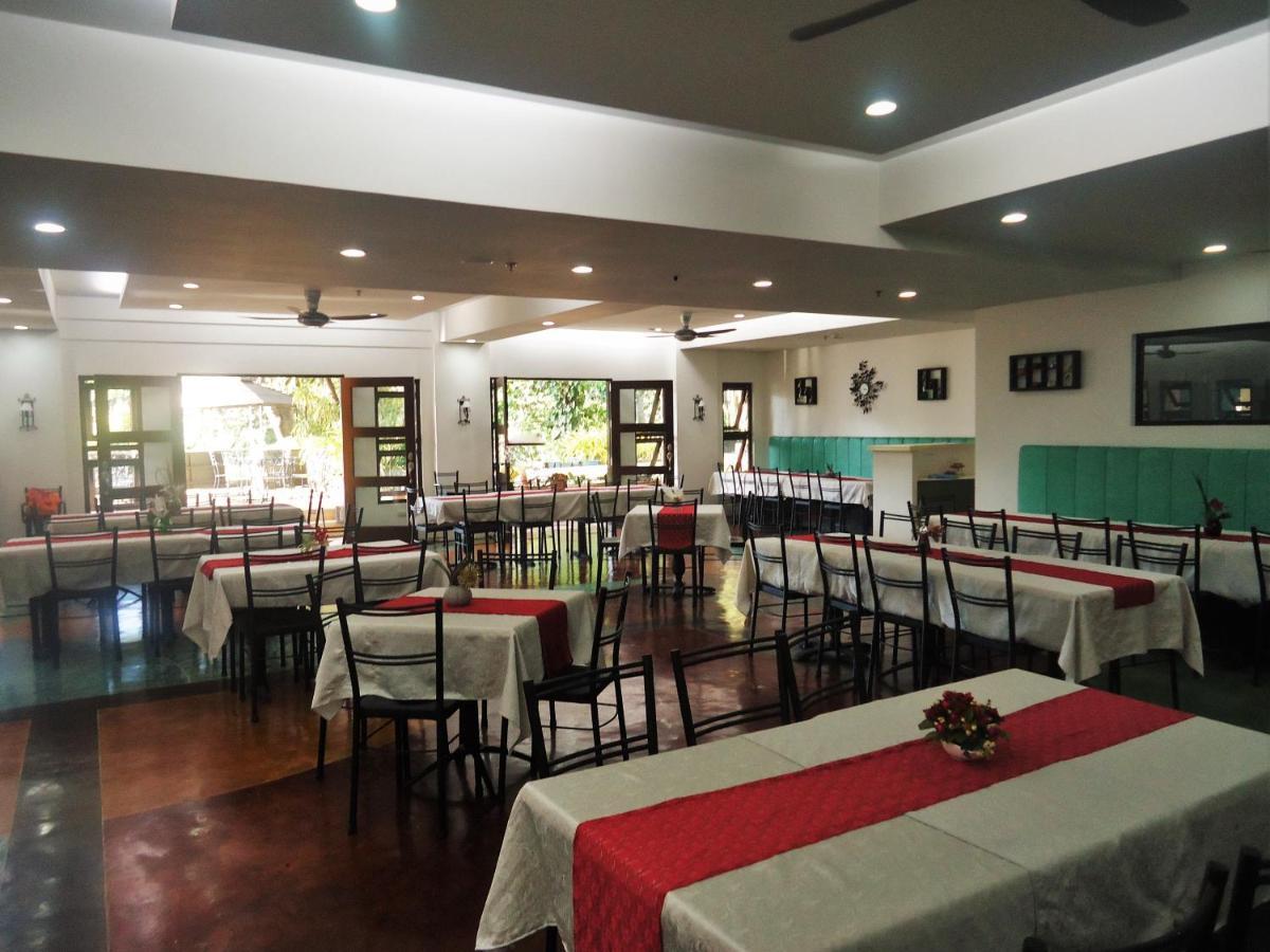 Momarco Forest Cove Tanay Exteriör bild