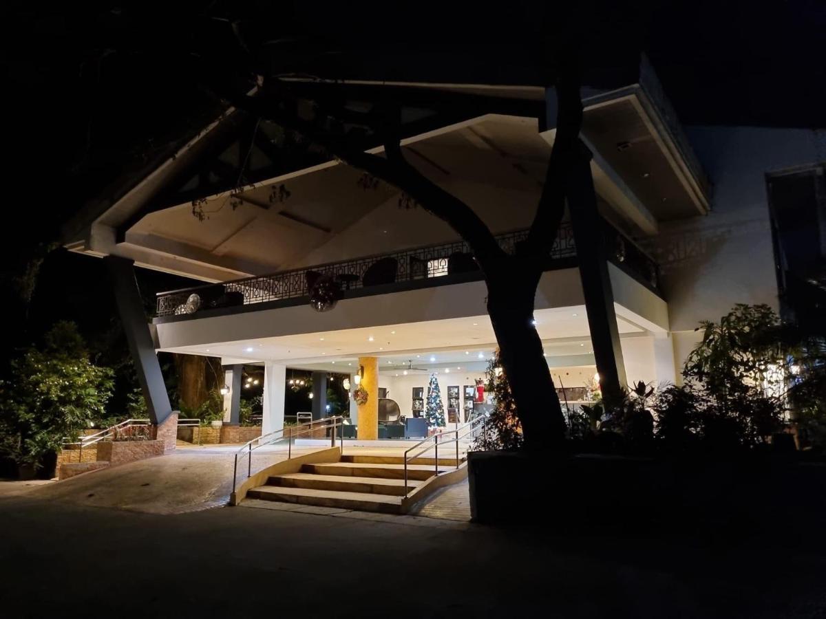 Momarco Forest Cove Tanay Exteriör bild